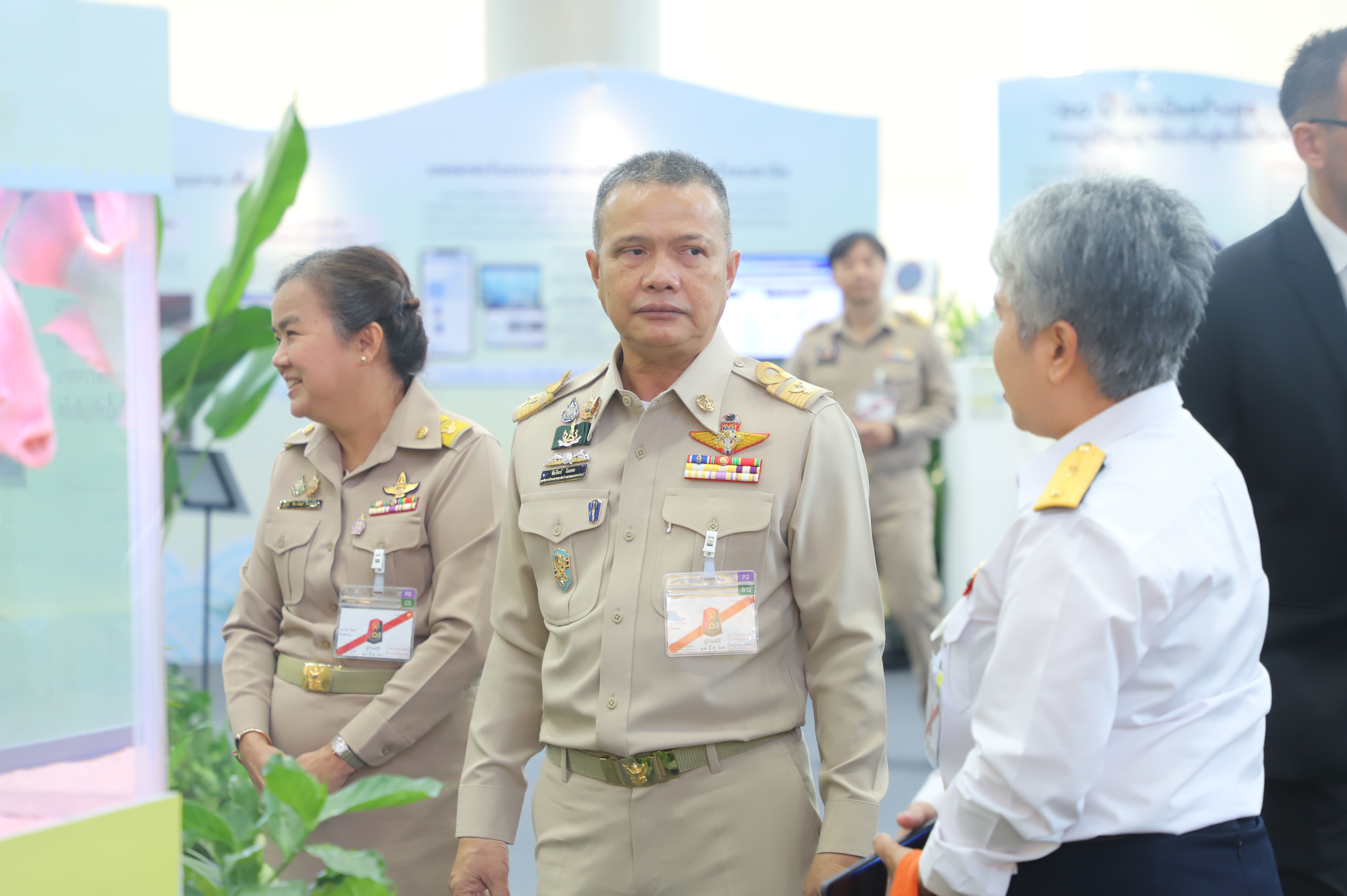 title - เลขาฯ ส.ป.ก. เฝ้ารับเสด็จ สมเด็จพระกนิษฐาธิราชเจ้า กรมสมเด็จพระเทพรัตนราชสุดาฯ สยามบรมราชกุมารี ทรงเป็นองค์ประธานเปิดงาน 60 ปี ปลานิลพระราชทาน เพื่อปวงชนชาวไทย